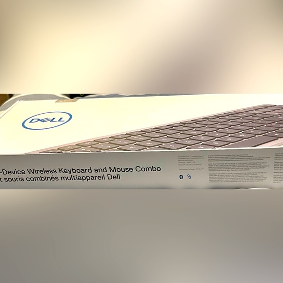 Brand new, unopened wireless Dell KM7120W keyboard & mouse combo - Picture 3 of 6